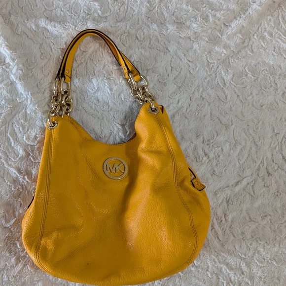 Micheal Kors Fulton Chain medium yellow mustard tote bag purse - Picture 2 of 9